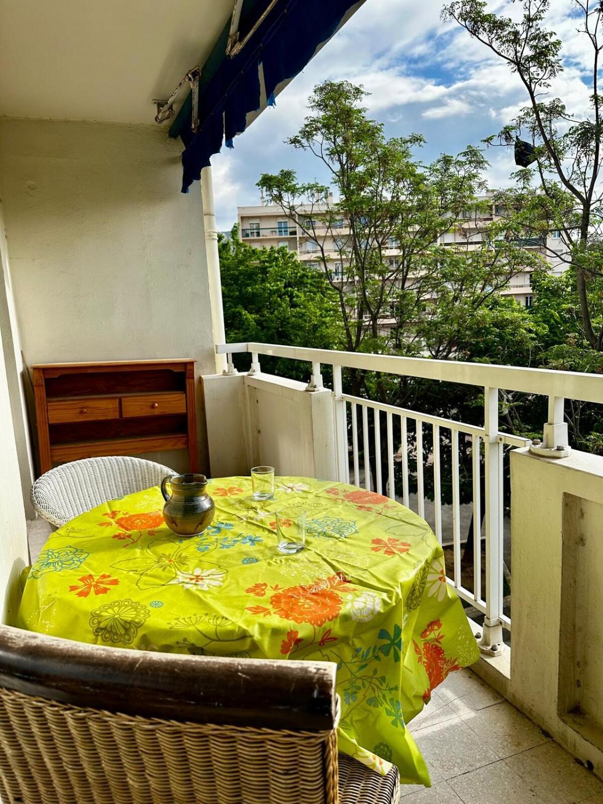 Appartement La Tour D'ivoir Toulon